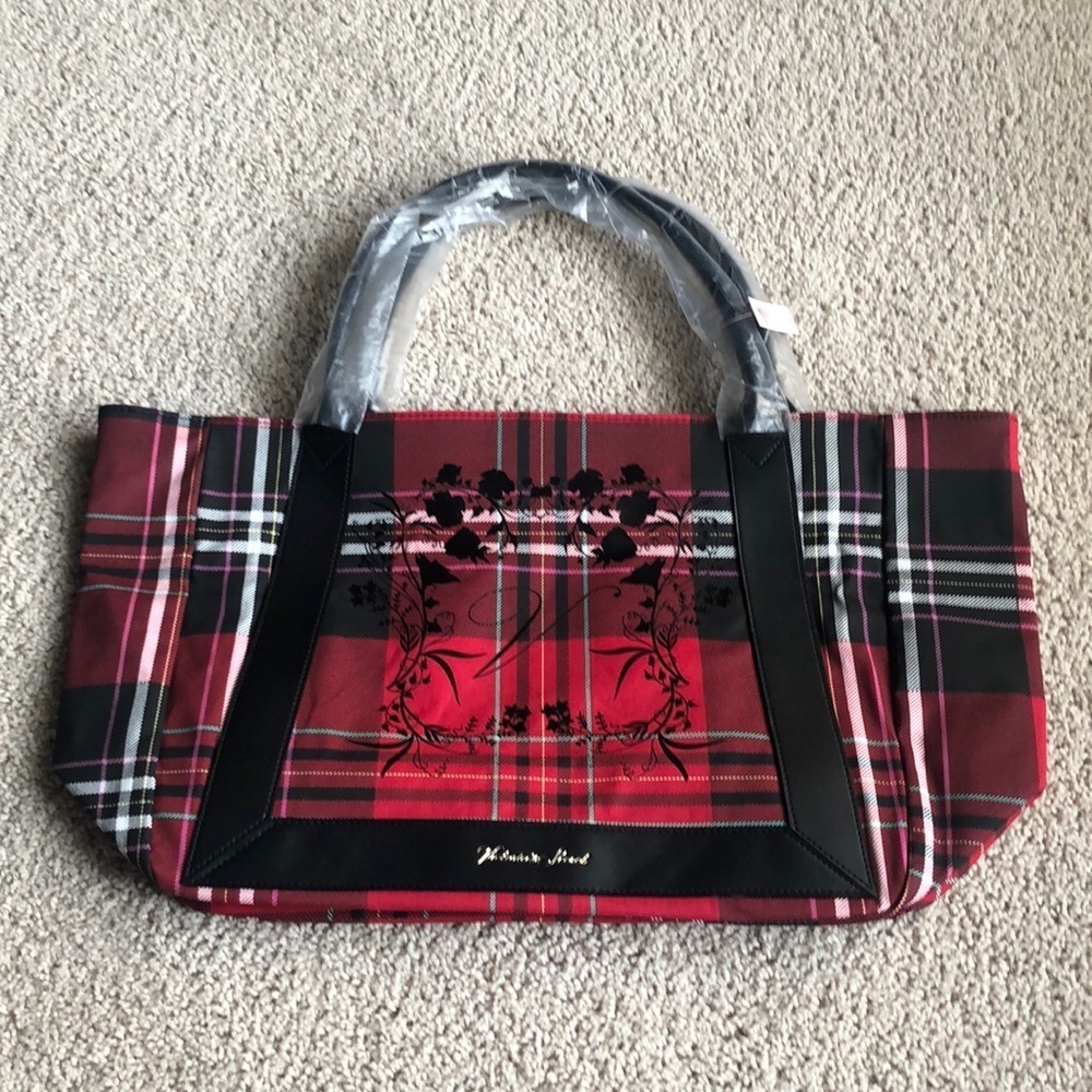 VICTORIA’S SECRET PLAID TOTE BAG